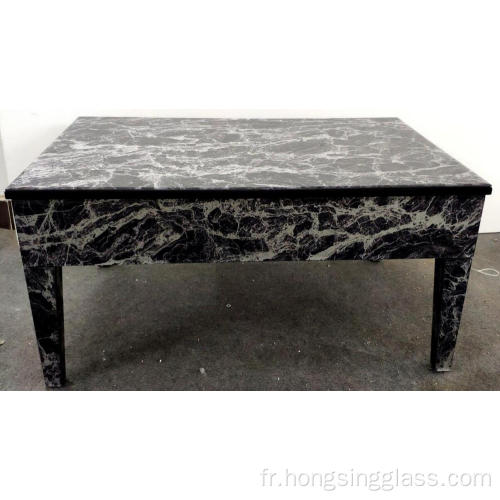 Table basse motif en marbre en verre noir